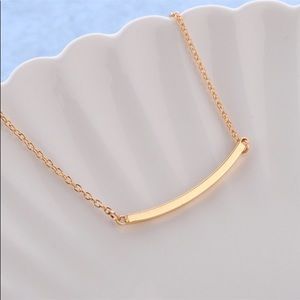🌟NEW Bar Shaped Pendant (curved) Necklace